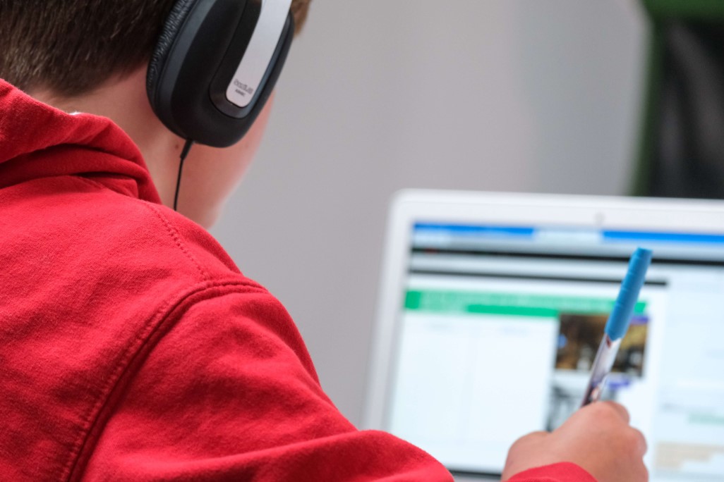 Student learning to programs